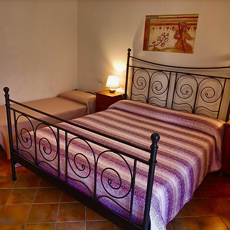 Villa Etruria Guest House Pitigliano Exterior foto