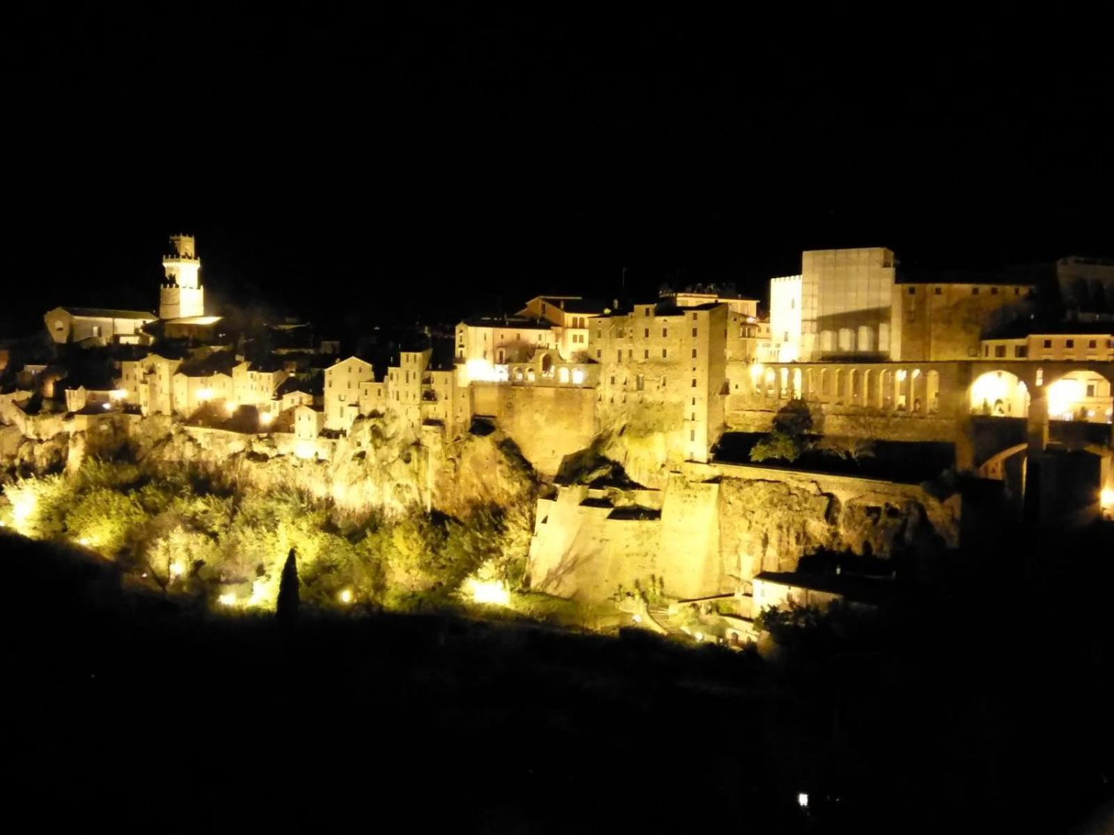 Villa Etruria Guest House Pitigliano Exterior foto
