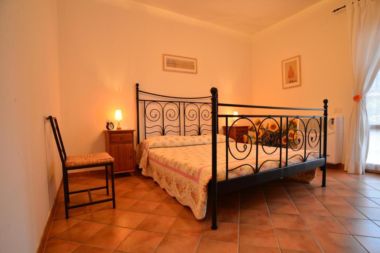 Villa Etruria Guest House Pitigliano Exterior foto